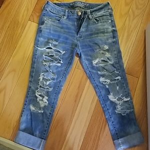 American Eagle destroyed ankle jegging